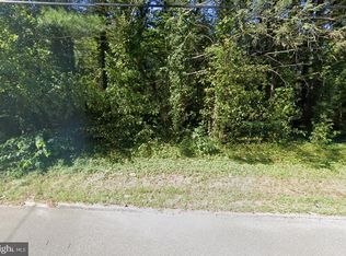 389 Tansboro Rd, Berlin, NJ 08009