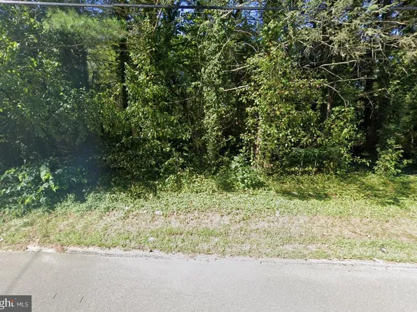 389 Tansboro Rd, Berlin, NJ 08009