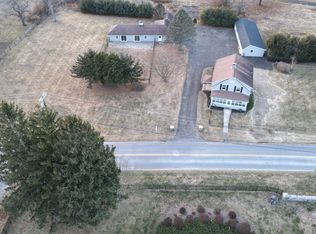 120 Mountain Rd, Seymour, CT 06483