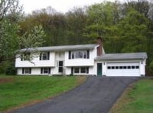 84 Hockanum Rd, Hadley, MA 01035