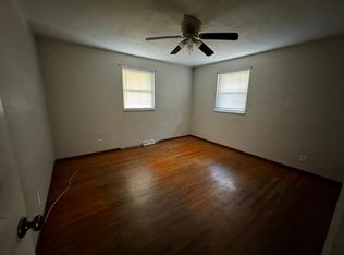 801 E Clay St, Collinsville, IL 62234