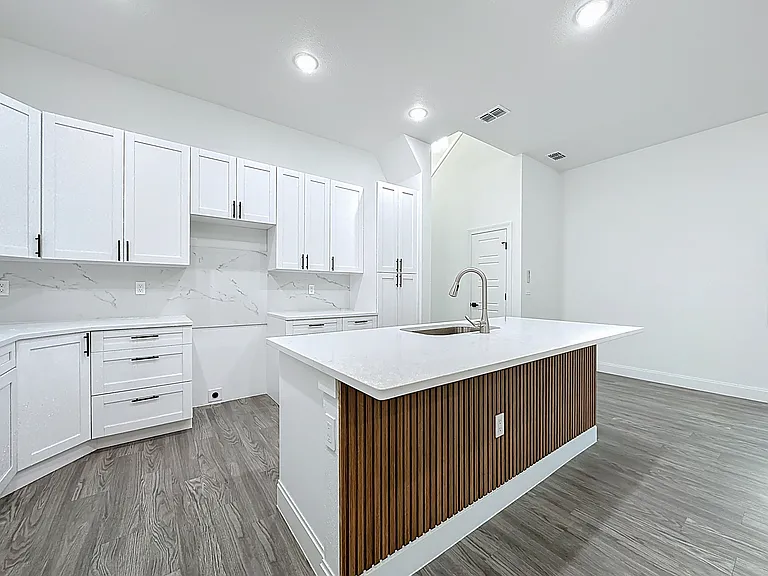 8912 Hogan Rd — Photo 21