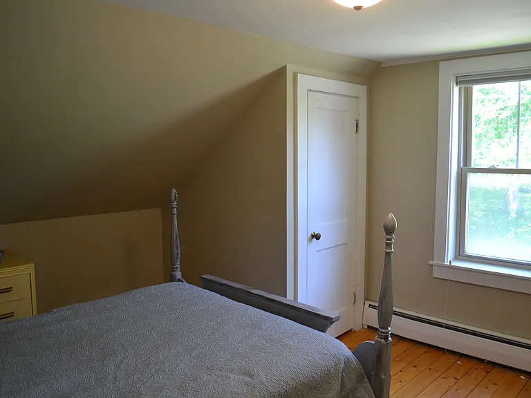 20 Pine St — Photo 12