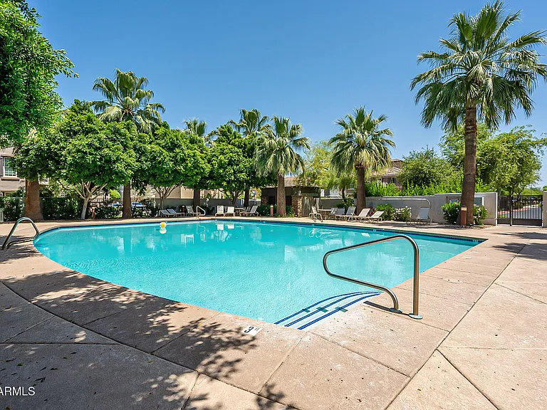 2250 E Wayland Dr — Photo 42