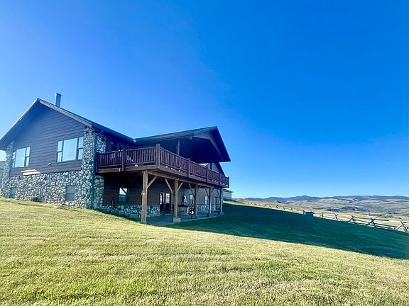 2nd image of 3314 Gold Creek Rd
