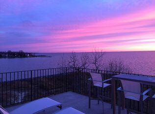 1525 Crowner Rd, Shady Side, MD 20764