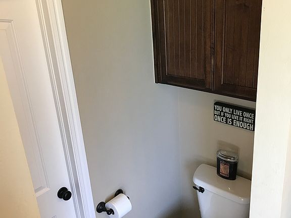 2nd image of 920 SW 158th St