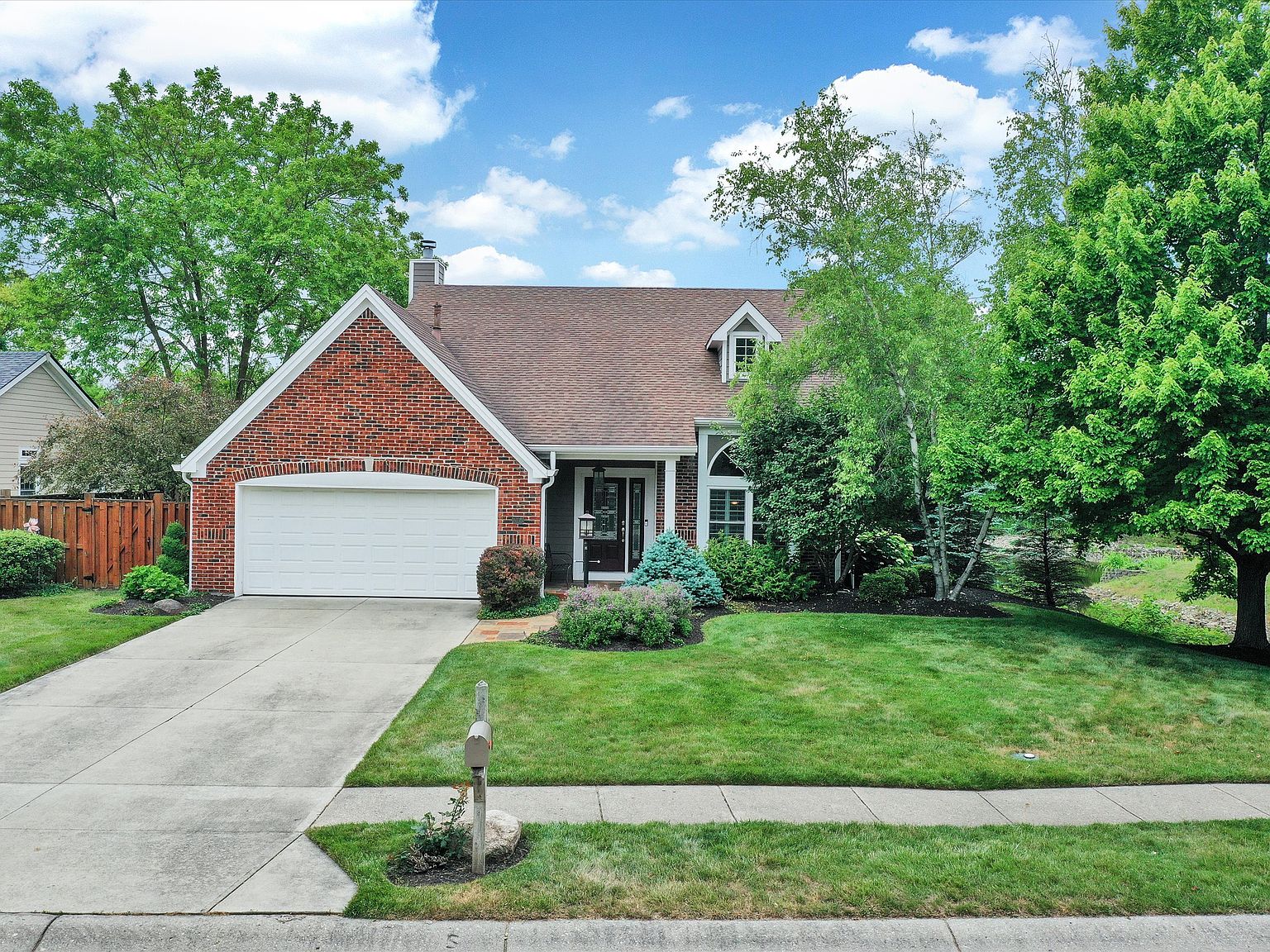 10748 Lexington Dr, Indianapolis, IN 46280 | Zillow