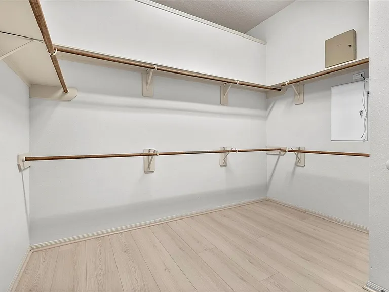 2558 Marufo Vega Dr — Photo 26