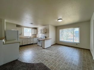 706 S 4th Ave #1, Yakima, WA 98902