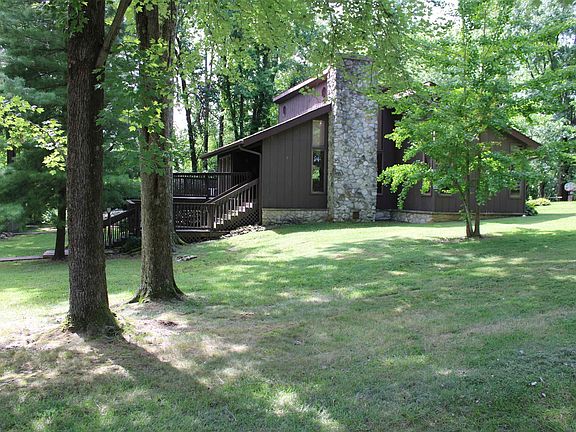 2nd image of 816 N West Dr