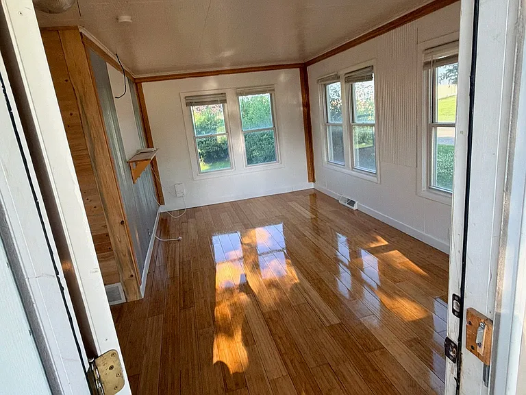 1821 E Ridgeway Ave — Photo 21
