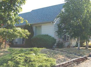 405 NE Cummins St, Roseburg, OR 97470