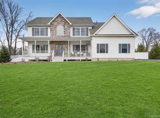 18 Reynolds Road, Monroe, NY