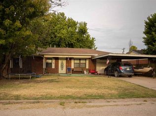 310 N M Ave, Newkirk, OK 74647