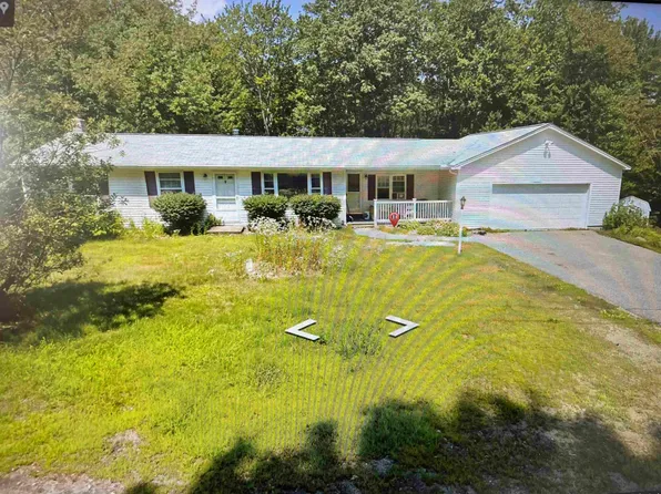 17 Massachusetts Avenue, Meredith, NH 03253