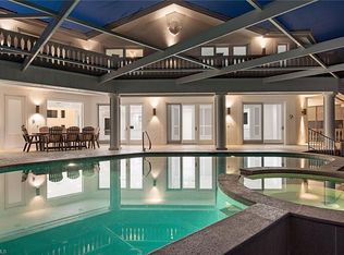2223 Snook Dr, Naples, FL 34102