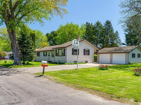 297 Walnut DRIVE, Onalaska, WI 54650