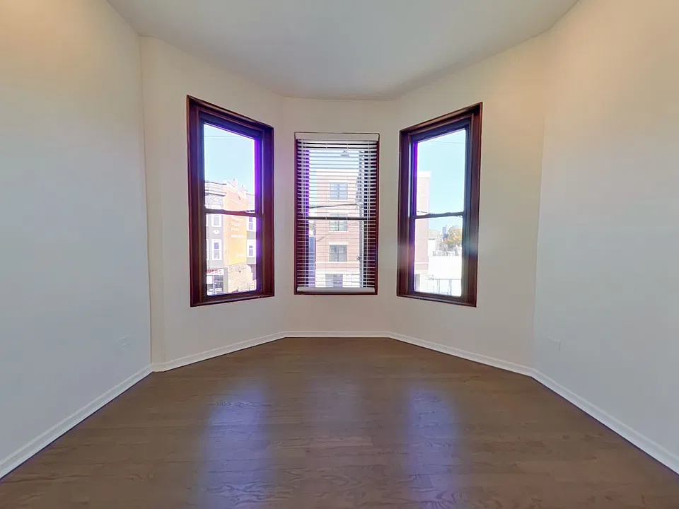 2612 Halsted