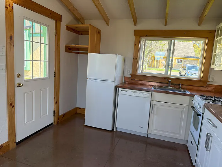 411 Boiceville Rd — Photo 10
