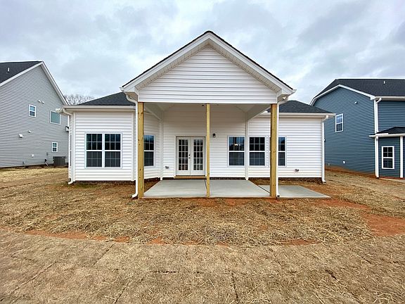 123 Laporte Path Camden rear patio