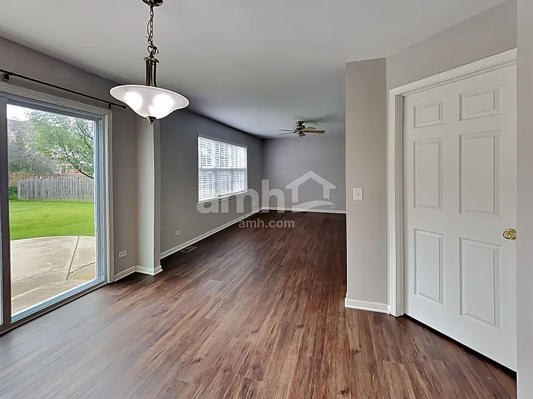 1372 Deer Creek Ln — Photo 9