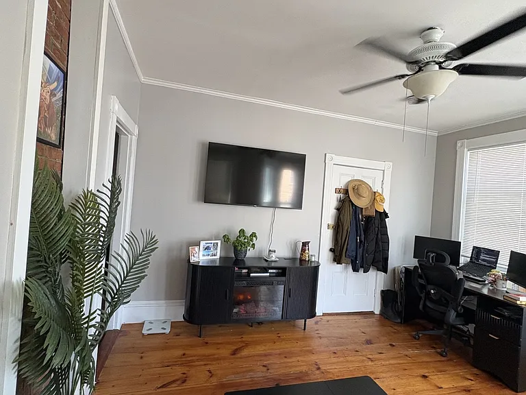 10 Garden St #1 — Photo 4