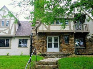 1027 Egan Hills Dr, Cincinnati, OH 45229