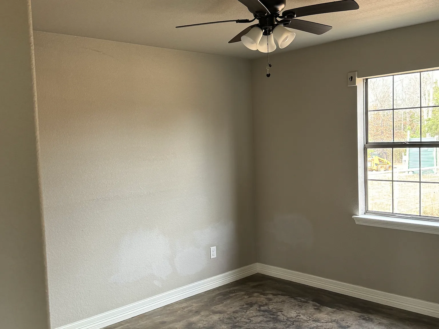 3 bed, 1100 sqft, $1,500 — Photo 4