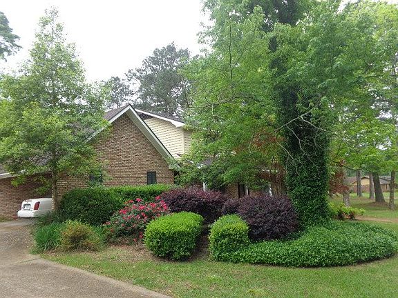 2nd image of 110 Hazlewood Dr