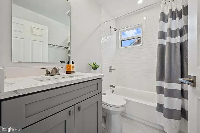 708 Hankin St — Photo 20