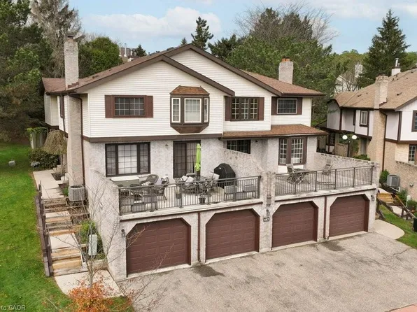 487 Beechwood Dr #2, Waterloo, ON N2T 1H8