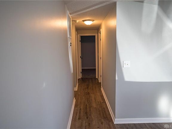 5th image of 7124 Claybeck Dr