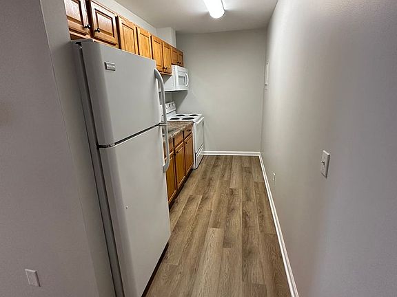 2nd image of 39 Cortland St APT 9