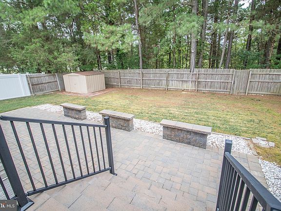 5th image of 21458 Cameron Ct