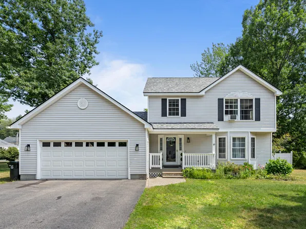 10 Aspen Drive, Saco, ME 04072