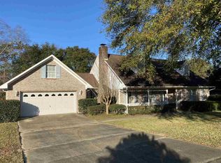 857 Copper Ridge Dr, Cantonment, FL 32533