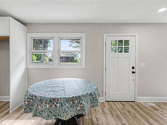 3rd image of 8145 Spotswood Rd