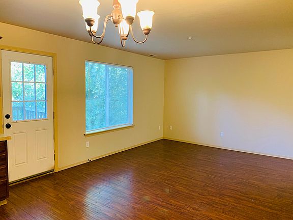 5th image of 5028 S Tyler St #1
