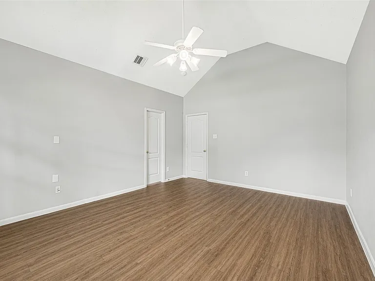 17255 Lafayette Hollow Ln — Photo 16