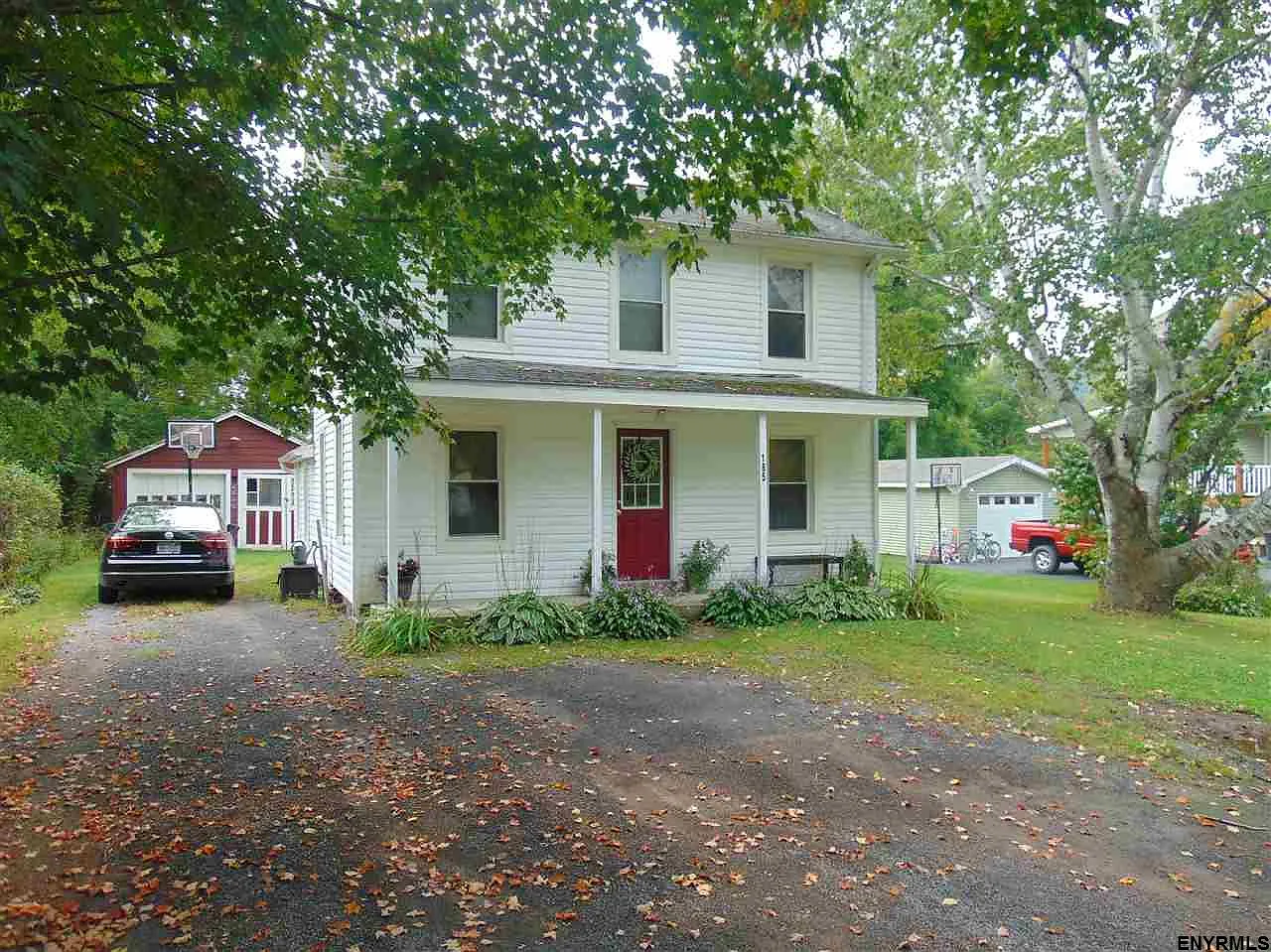 185 Bridge St photo 1