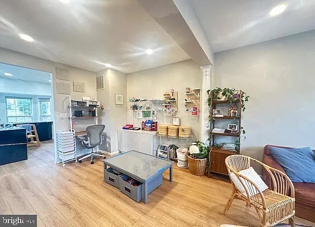 4 bed, 3.5 bath, 1760 sqft, $2,845 — Photo 4