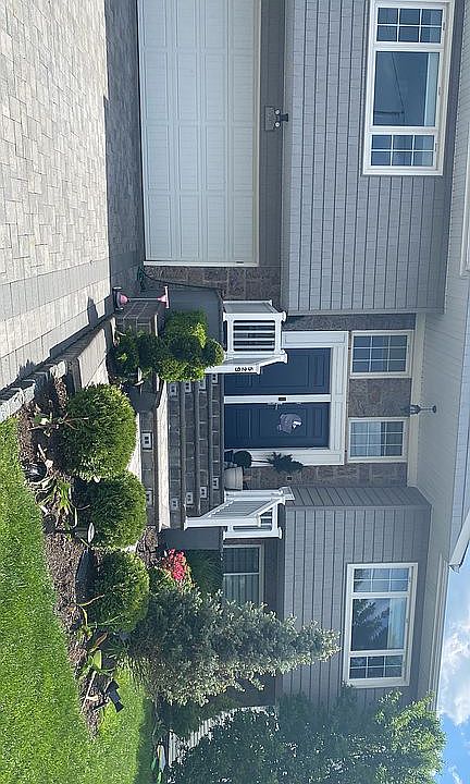 1st image of 529 Harbor Dr