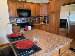1530 Poplar Ave, Twin Falls, ID 83301