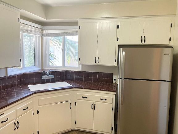 5th image of 4239 Tujunga Ave APT 8
