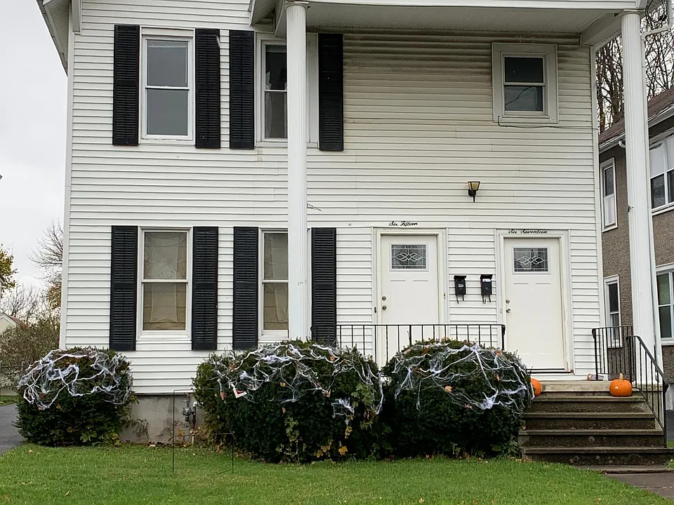 617 Emily St #2