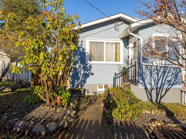 320 Buller St, Ladysmith, BC V9G 1A7