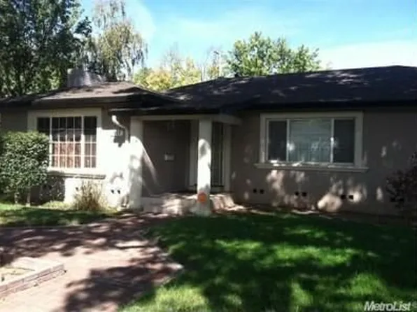 1317 Oakwood Dr, Modesto, CA 95350