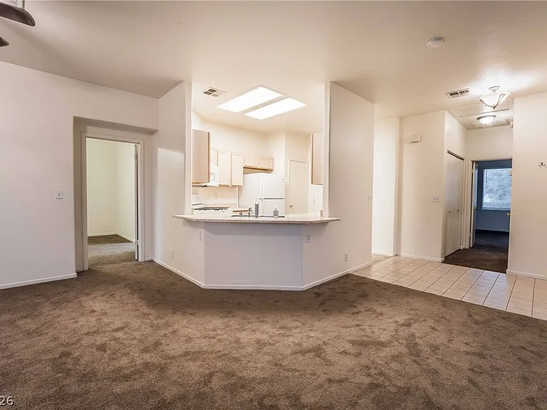 7224 Pinon Crest Ct — Photo 5