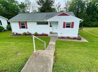 110 E Arrowwood Rd, Oak Ridge, TN 37830